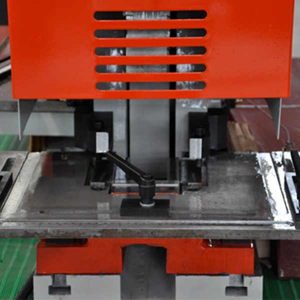 Kingston Brand Double Cylinder Hydraulic Ironworker Machine KIW-60 